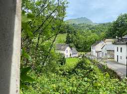 Renovation Project : Charming Little House with Elevated Position in the heart of the Aspe Valley